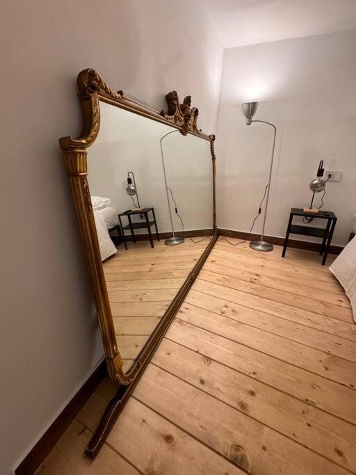 Domus Miraculi: Casa Storica Nel Cuore Di Napoli Esterno foto